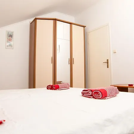 Bungevilla Apartment